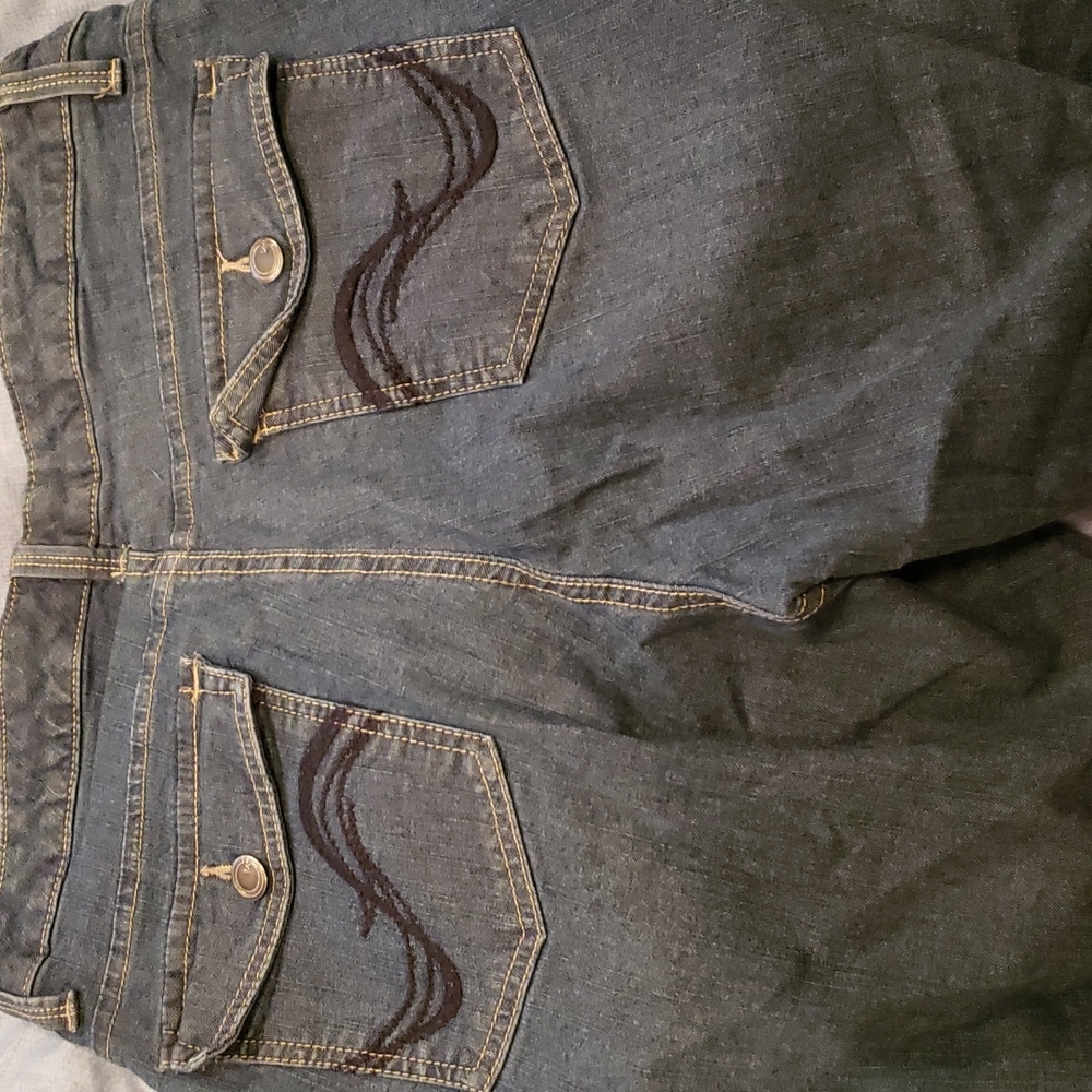 Womens Capri jeans